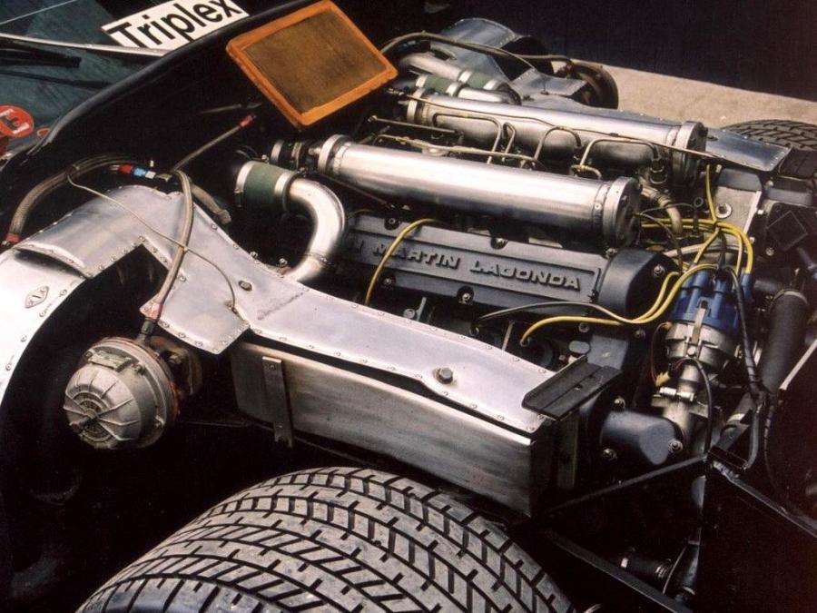 Моторный отсек Aston Martin DBS V8 GTP Muncher (RHAM/1) 1970 года  (фото 12 из 14)